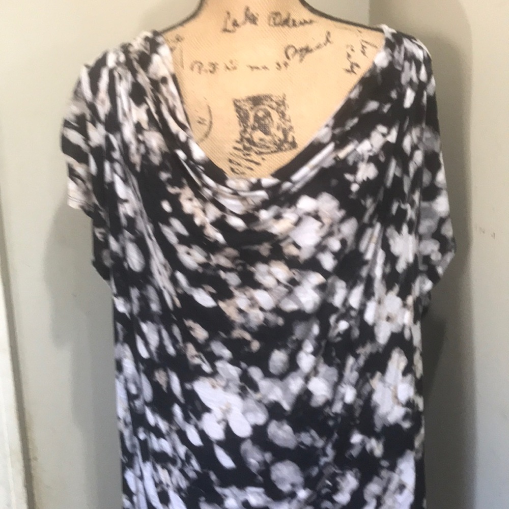 Apt 9 1X Top